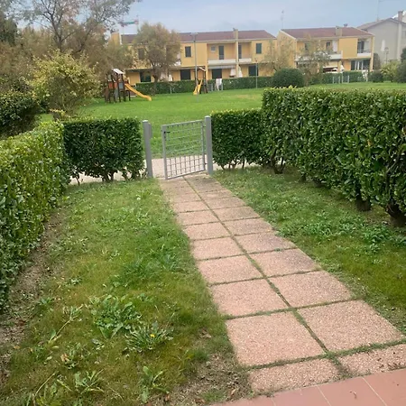 De Lux Swimming Pool, Parking, Garden Caorle